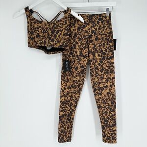 Onzie Sports Bra and Leggings Matching Set Tortoise Shell